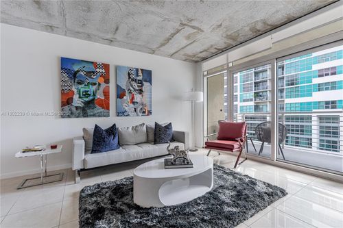 apt-702-3250 Ne 1st Ave, Miami, FL, 33137-4092 | Card Image