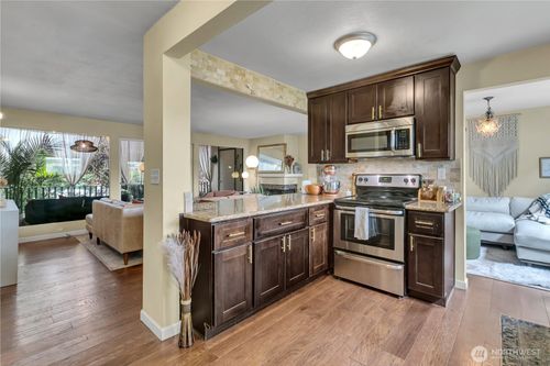 33-10430 Gravelly Lake Dr Sw, Lakewood, WA, 98499-5000 | Card Image