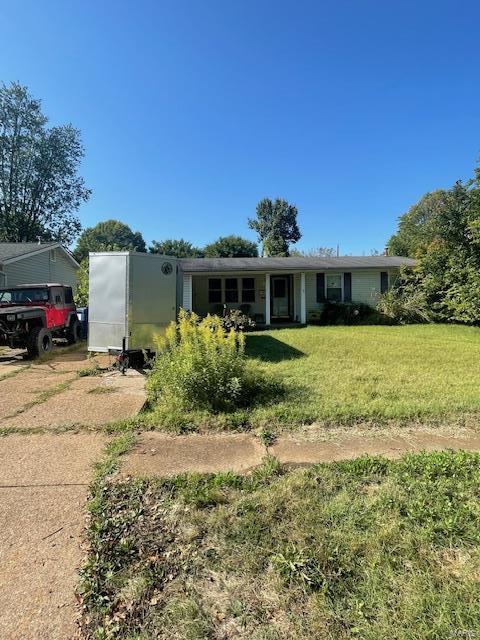 Sherman Ln, Florissant, MO 63031