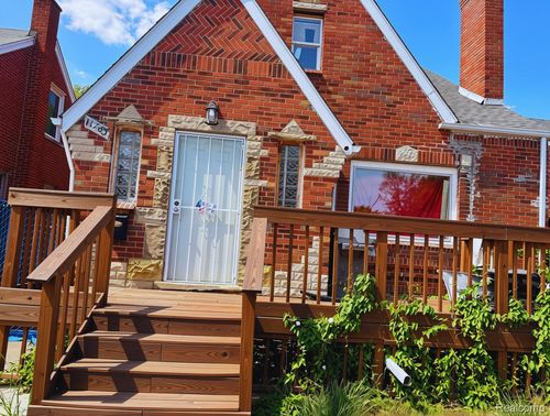 11783 Kenmoor St, Detroit, MI, 48205-3323 | Card Image