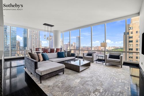 38b-157 W 57th St, New York, NY, 10019-2247 | Card Image