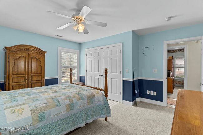 1508 W Oak Island Dr, House other with 3 bedrooms, 2 bathrooms and 2 parking in Oak Island NC | Image 5