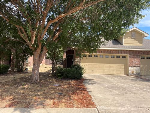 1430 Ravenwood Dr, Mansfield, TX, 76063-6054 | Card Image