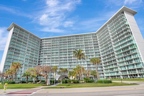 apt-318-333 Ne 21st Ave, Deerfield Beach, FL, 33441-3821 | Card Image