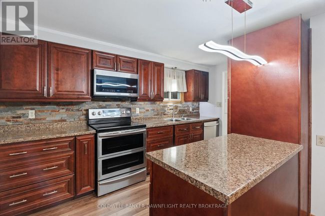 29 Kalisch Ave, House other with 2 bedrooms, 1 bathrooms and 2 parking in Exeter ON | Image 8
