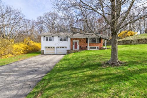 6 Lerner Dr, Dudley, MA, 01571-5813 | Card Image