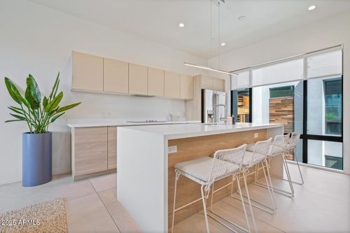1003-7300 E Minnezona Ave, Scottsdale, AZ, 85251-1691 | Card Image