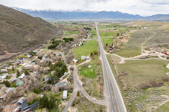 4611 S Cove Ln, Home with 3 bedrooms, 3 bathrooms and null parking in Daniel UT | Image 83