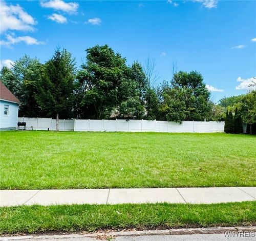 137 Kosciuszko St, Buffalo, NY, 14212-1527 | Card Image