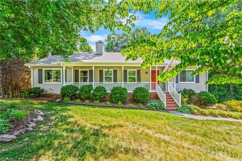 180 Creekside Dr, High Point, NC, 27265-9209 | Card Image