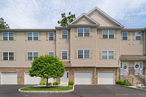 3-3 Riverview Ct, Brookfield, CT, 06804-1071 | Card Image