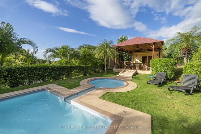 1 Casa Arena Way, Condo with 2 bedrooms, 2 bathrooms and 2 parking in Costa Rica ON | Image 4