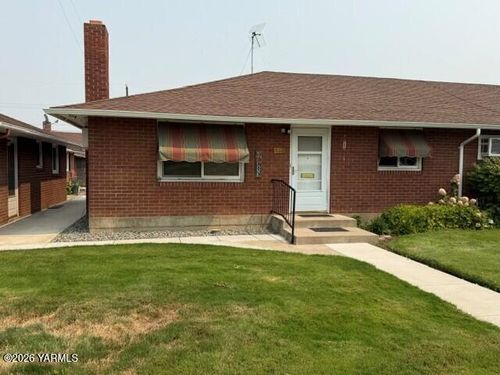 323 N 42nd Ave, Yakima, WA, 98908-2909 | Card Image