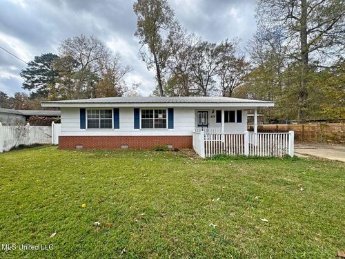 217 Harbor Ln, Brandon, MS, 39047-9511 | Card Image