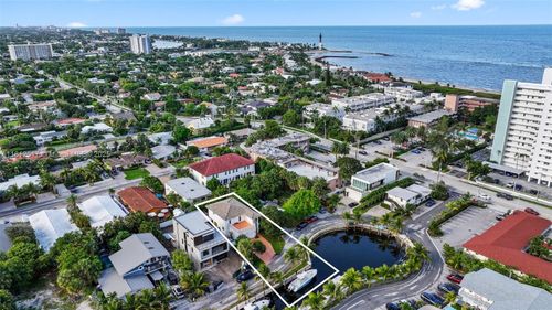 3229 Canal Dr, Pompano Beach, FL, 33062-3305 | Card Image