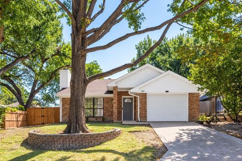 1203 S College St, Mckinney, TX, 75069-5327 | Card Image