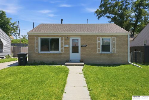6539 Binney St, Omaha, NE, 68104-3243 | Card Image