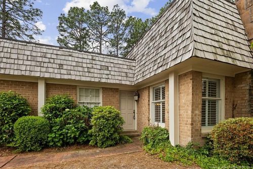 140 Love Thirty Dr, Pinehurst, NC, 28374-7627 | Card Image