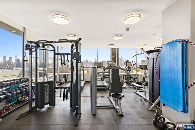 6050 Kennedy Blvd, Condo with 2 bedrooms, 2 bathrooms and null parking in West New York NJ | Image 26