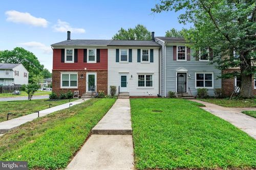921 Saint Michaels Dr, Bowie, MD, 20721-1977 | Card Image