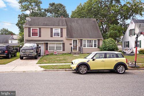 362 Erie Ave, CARNEYS POINT, NJ, 08069-2605 | Card Image