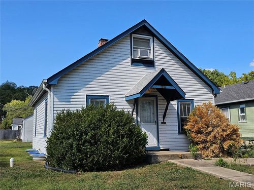 2101 N 4th St, Saint Charles, MO, 63301-0904 | Card Image