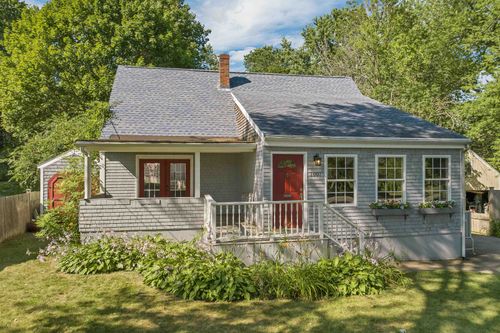 1007 Maplewood Ave, Portsmouth, NH, 03801-7501 | Card Image