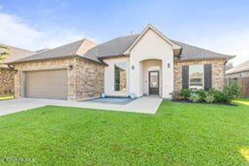 111 Chloe St, Broussard, LA, 70518-5357 | Card Image