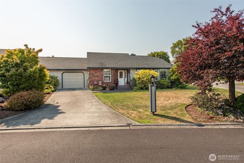 890 N Oxford Way, Sequim, WA, 98382-3004 | Card Image