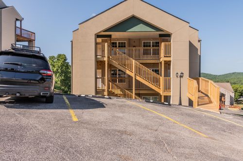 apt-3-37 Lantern Bay Rd, Branson, MO, 65616-7120 | Card Image