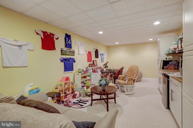 6 Sousa Ct, House other with 5 bedrooms, 4 bathrooms and null parking in East Windsor NJ | Image 30