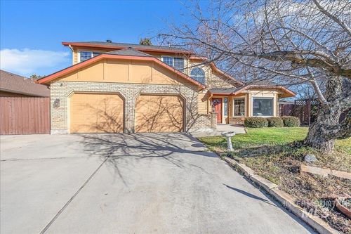 8772 W Brookview Dr, Boise, ID, 83709-0673 | Card Image