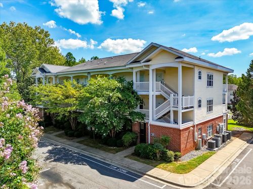 8658 Coralbell Ln, Charlotte, NC, 28213-5278 | Card Image