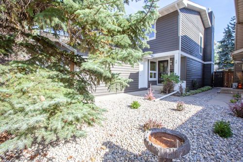 28 Midpark Gdns Se, Calgary, AB, T2X1N7 | Card Image