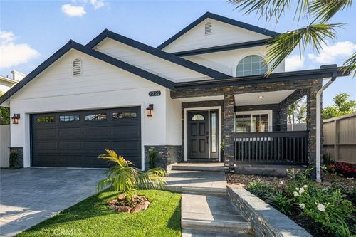 2262 Orchard Dr, Newport Beach, CA, 92660-0726 | Card Image