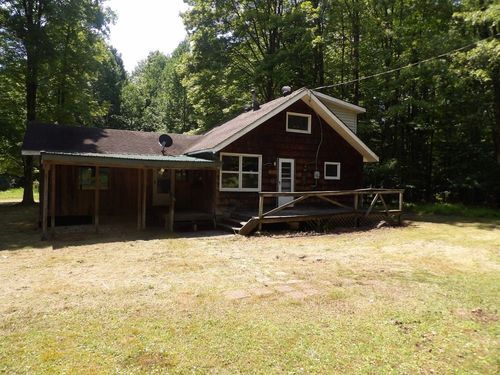8741 Agnew Rd, Linesville, PA, 16424-1715 | Card Image