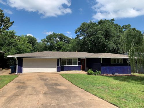 1012 S Maurice Ave, Denison, TX, 75020-5241 | Card Image