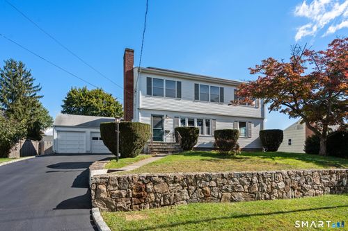 38 Milandale Rd, Fairfield, CT, 06824-4635 | Card Image
