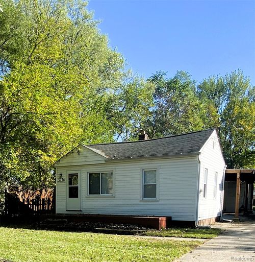 3776 Wasmund Ave, Warren, MI, 48091-4287 | Card Image