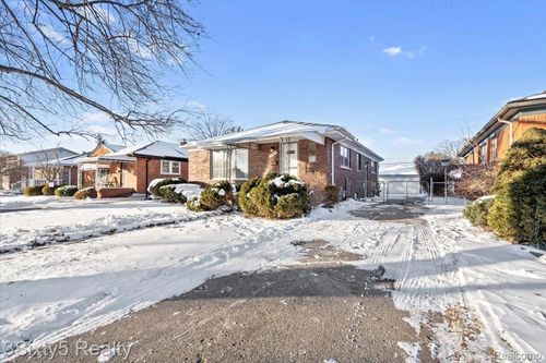 18650 Grey Ave, Allen Park, MI, 48101-1410 | Card Image