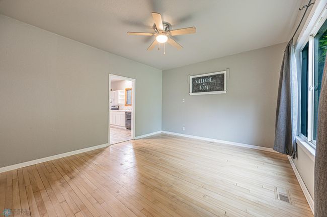 Living Room | Image 7