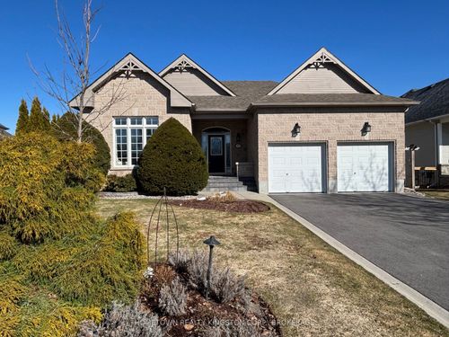 52 Glenora Dr, Bath, ON, K0H1G0 | Card Image