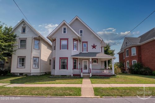 223 Oliver St, Jersey Shore, PA, 17740-1738 | Card Image