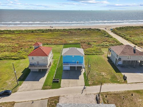 112 Ocean Shore Dr, Crystal Beach, TX, 77650 | Card Image