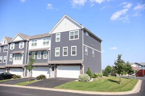 1679 Windigo Ln, Shakopee, MN, 55379-3550 | Card Image