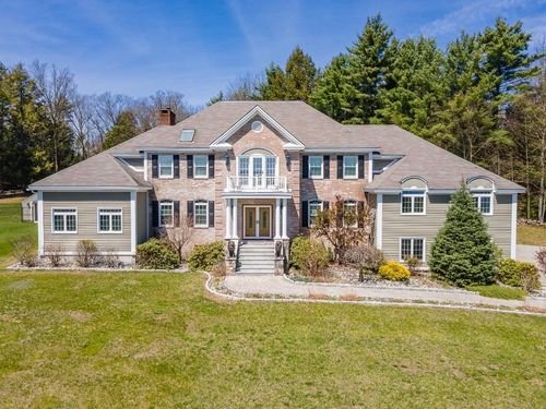 101 Highland Cir, Swanzey, NH, 03446-2519 | Card Image