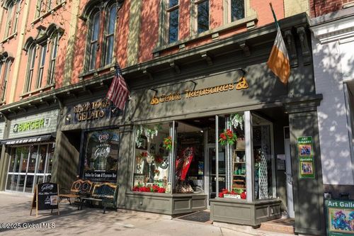 302-456 Broadway, Saratoga Springs, NY, 12866-2366 | Card Image