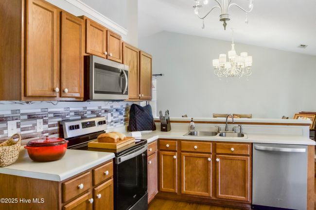 121 Lawndale Ln, House other with 3 bedrooms, 2 bathrooms and 2 parking in Sneads Ferry NC | Image 19