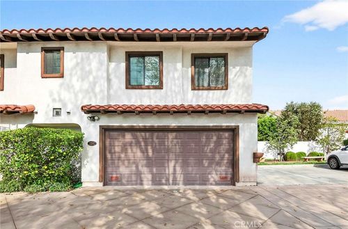 unit-c-222 S Idaho St, La Habra, CA, 90631-9408 | Card Image