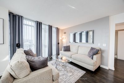 1504 - 235 Sherway Gardens Rd, Condo with 2 bedrooms, 2 bathrooms and 1 parking in Toronto ON | Image 3